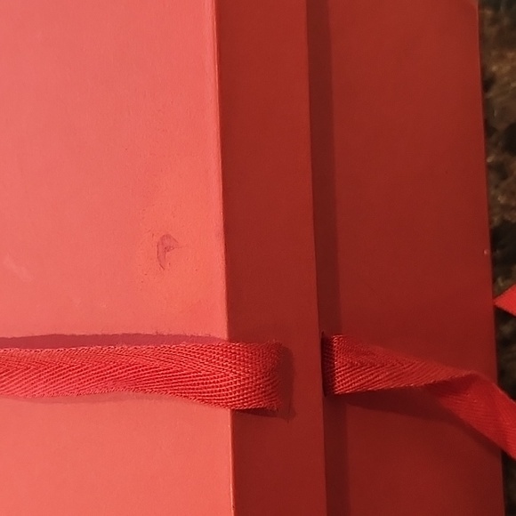 Beautiful Jewelry Box - Picture 10 of 15